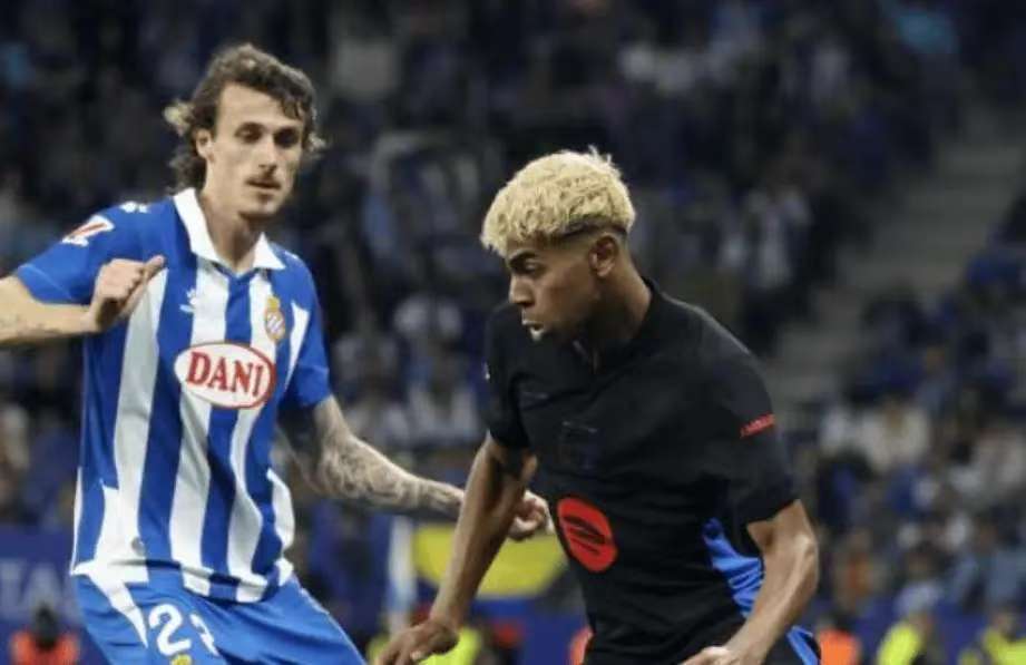 谁说“千年老二”？王皓的生日，让乒乓圈给出最硬的回答