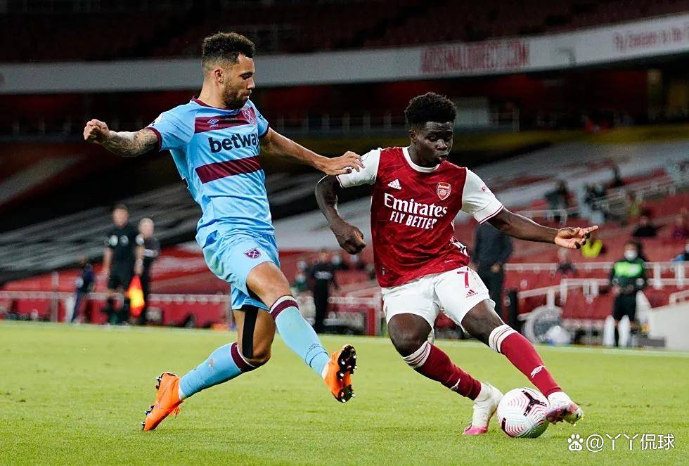 斯帅：今天整场比赛都是进步；戴维和奥蓬达？进球是前锋的一切